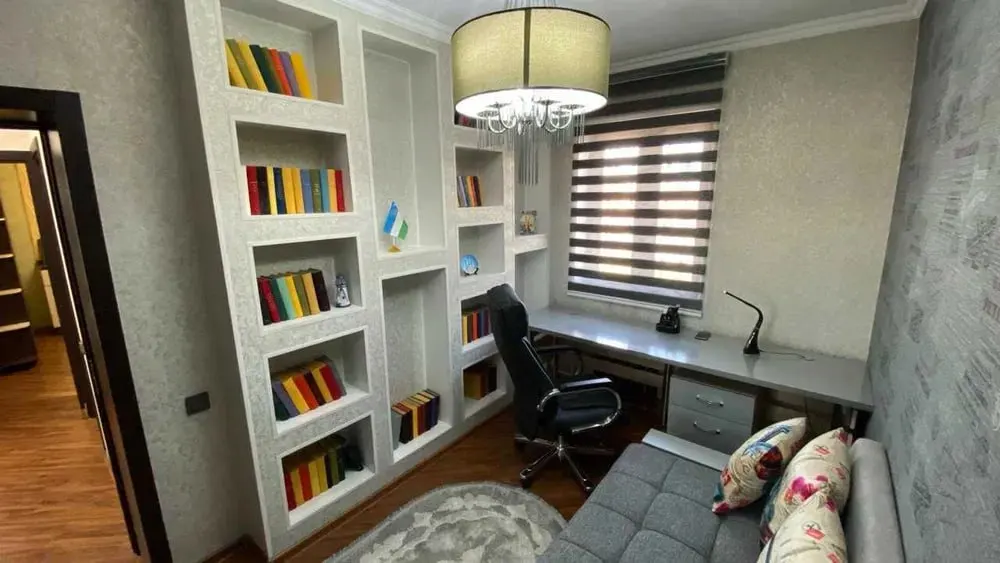 Сдаётся 3-комнатная квартира, 80 м², 3/5 этаж — Чиланзарский район
