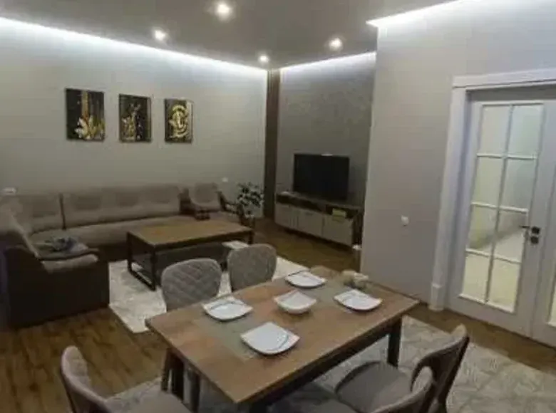 Продаётся 3-комнатная квартира, 95 м², 3/11 этаж — Яккасарайский район