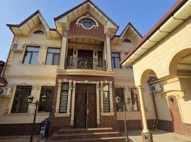 Сотилади 7 хонали ҳовли уй, 3.5 сотих, 350 м² — Тошкент шаҳри