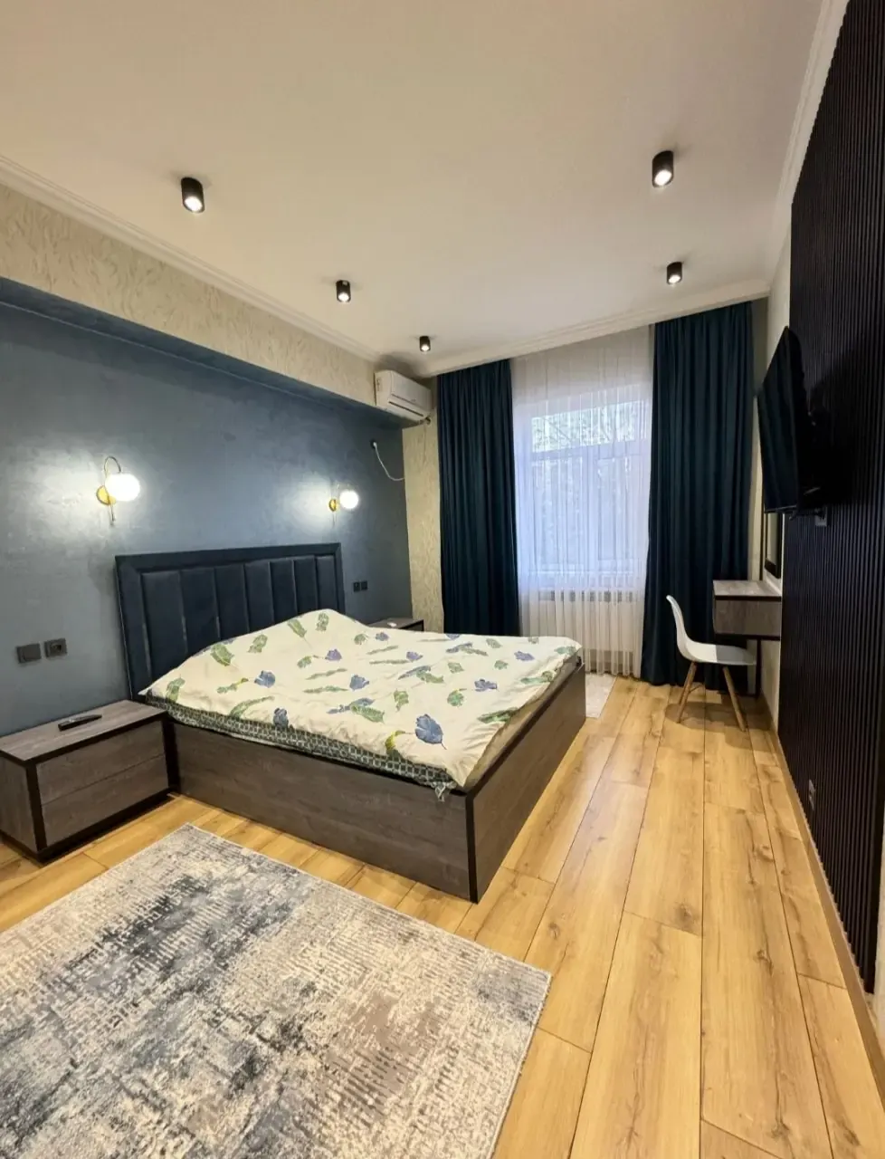 Сдаётся 3-комнатная квартира, 75 м², 7/8 этаж — Мирабадский район
