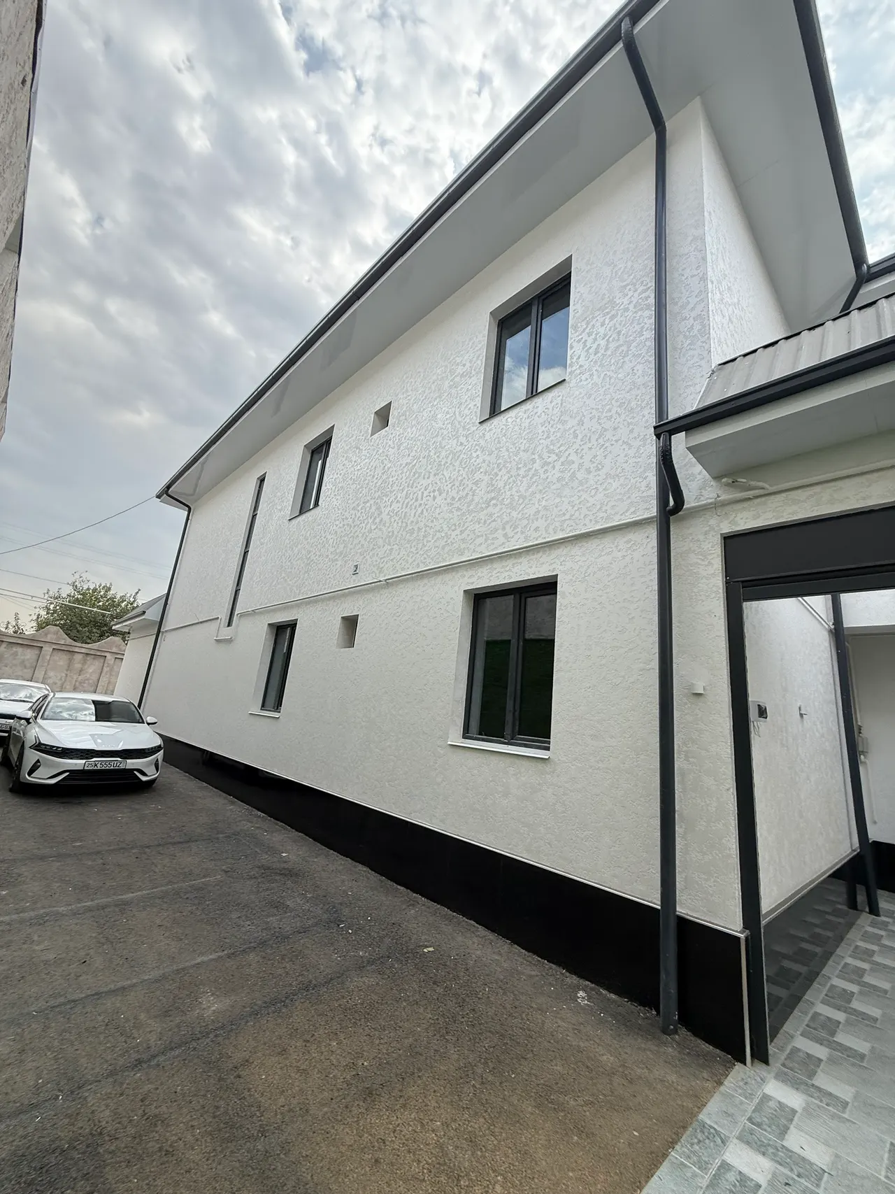 Продаётся 5-комнатный дом, 1,2 сот., 2 этажа — Янгихаётский район
