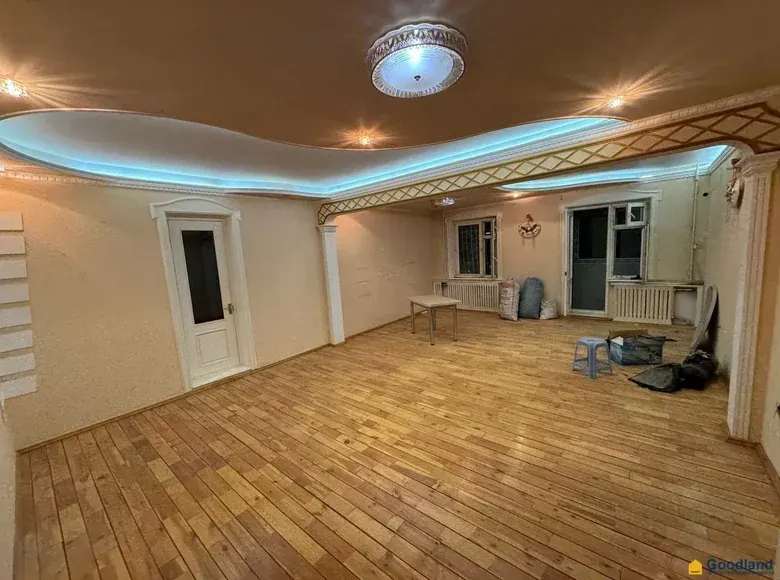Продаётся 5-комнатная квартира, 155 м², 8/12 этаж — Яккасарайский район