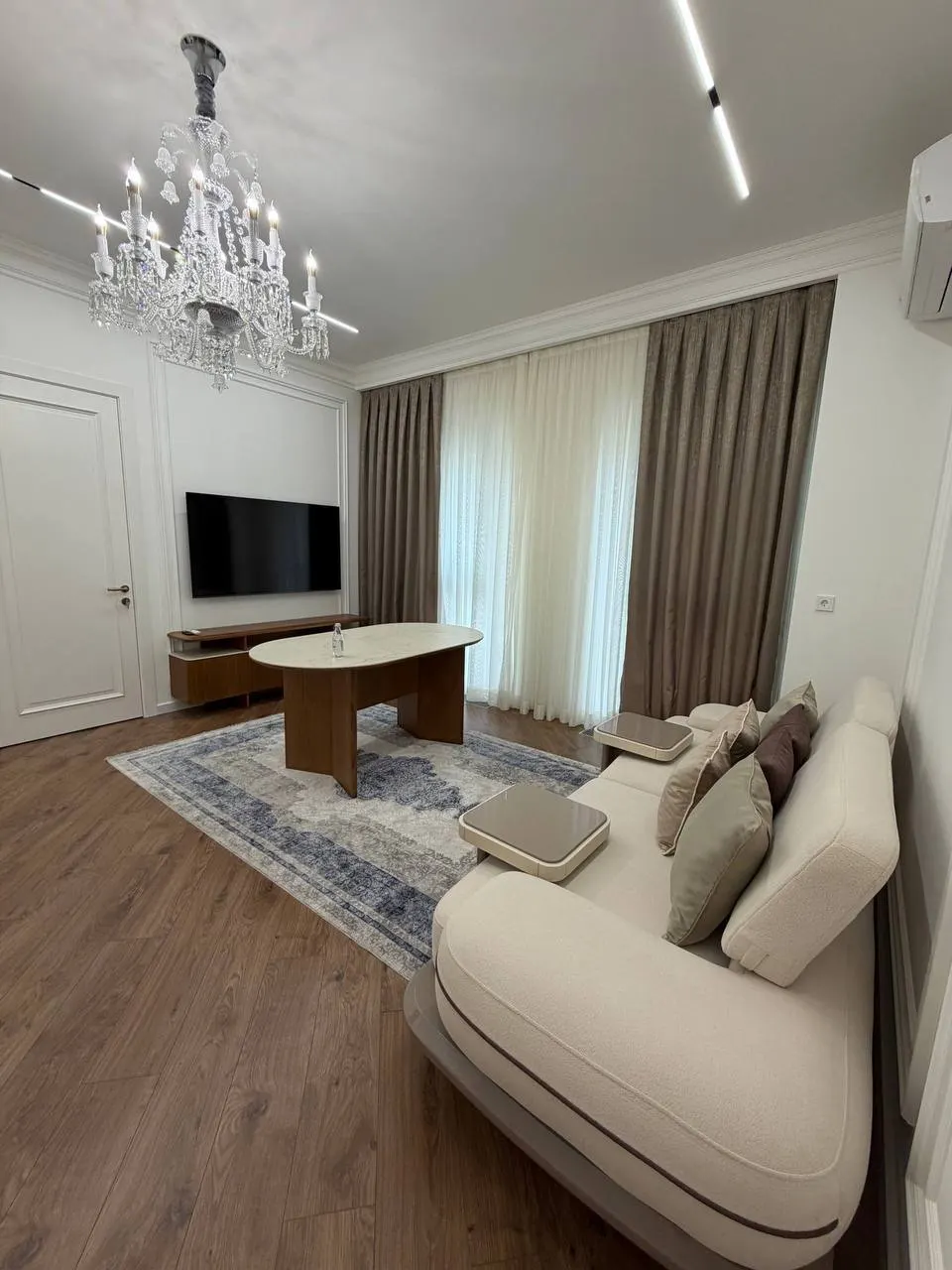 Sotiladi 2 xonali kvartira, 56.4 m², 5/10 qavat — Mirobod tumani