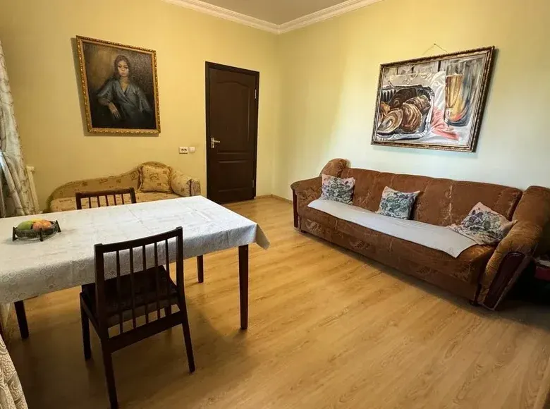 Сотилади 2 хонали квартира, 60 м², 5/9 қават — Тошкент шаҳри