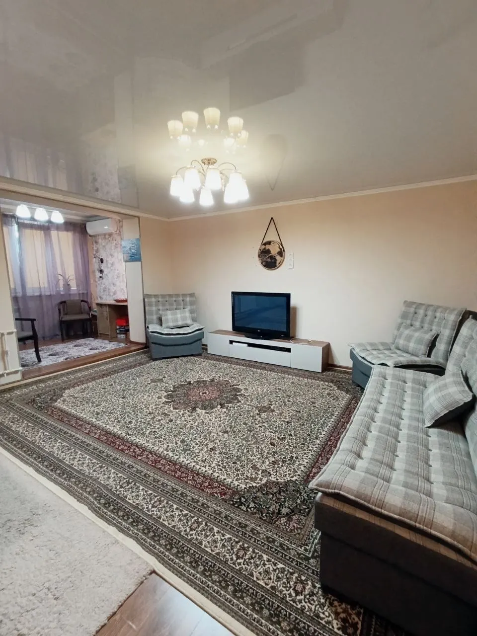 Sotiladi 2 xonali kvartira, 56 m², 4/4 qavat — Yakkasaroy tumani