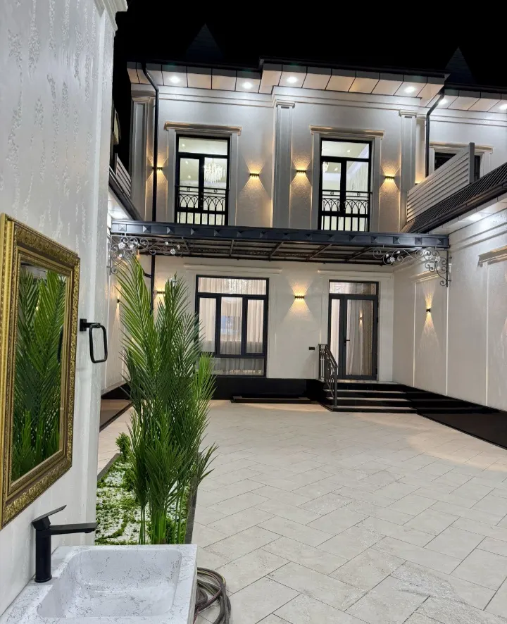 Сотилади 5 хонали ҳовли уй, 2 сотих, 250 м² — Яккасарой тумани