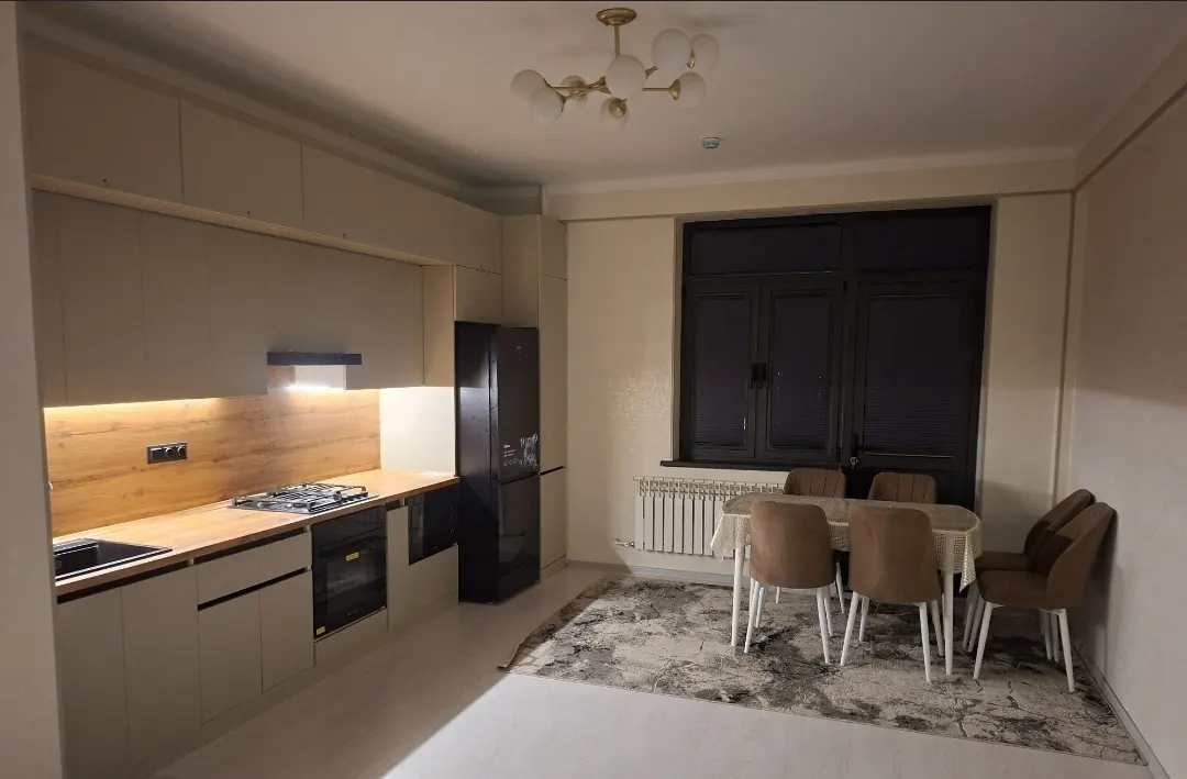 Сдаётся 3-комнатная квартира, 97 м², 10/12 этаж — Яккасарайский район