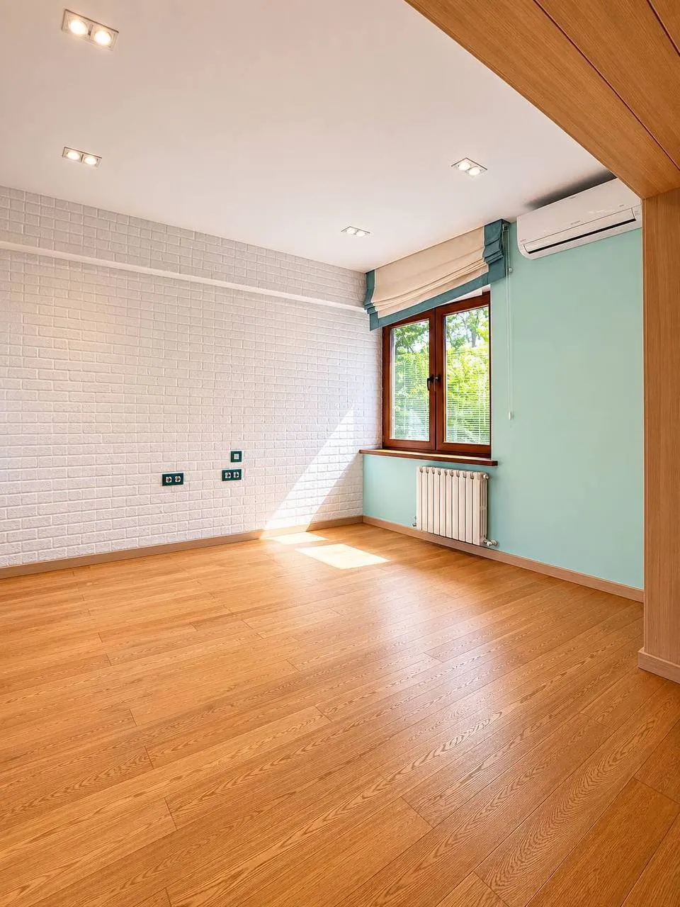 Продаётся 3-комнатная квартира, 110.6 м², 4/4 этаж — Мирабадский район