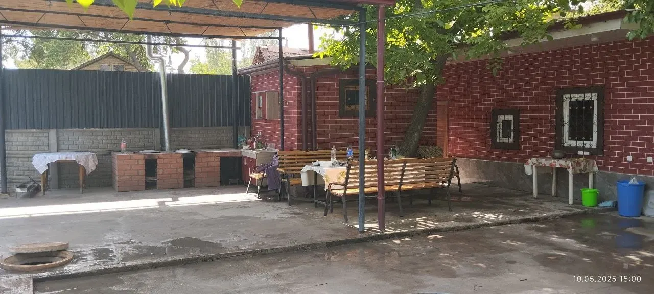 Сотилади 4 хонали дала ҳовли, 6 сотих, 60 м² — Янгийўл тумани