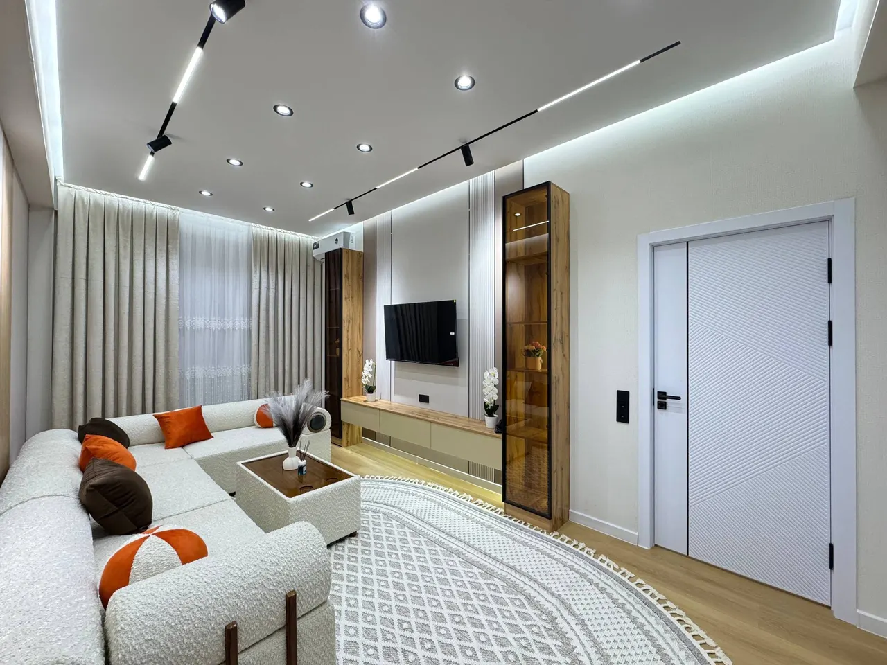 Продаётся 3-комнатная квартира, 66 м², 15/16 этаж — Яккасарайский район