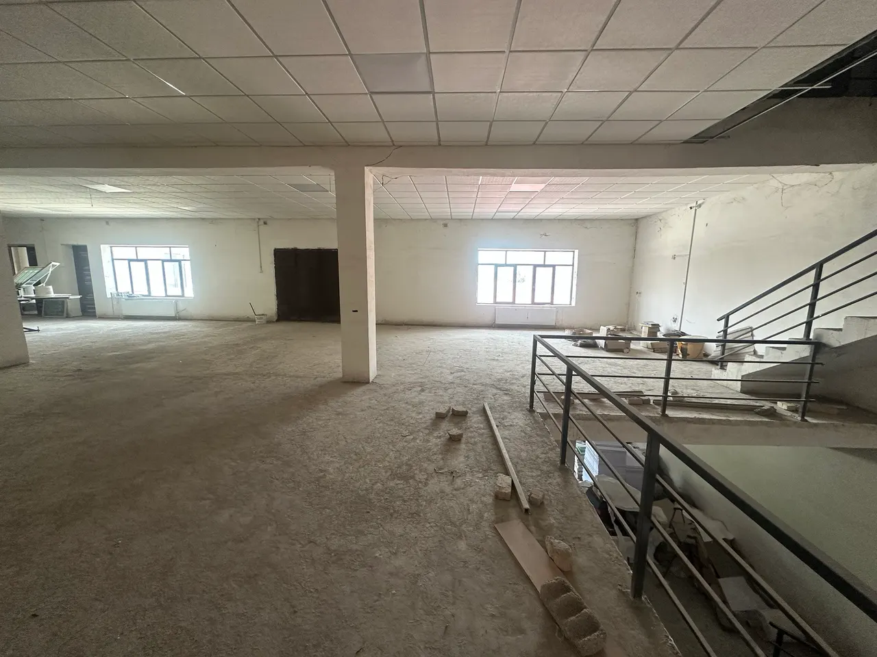 Сдаётся коммерческое помещение, 300 м² — Зангиатинский район