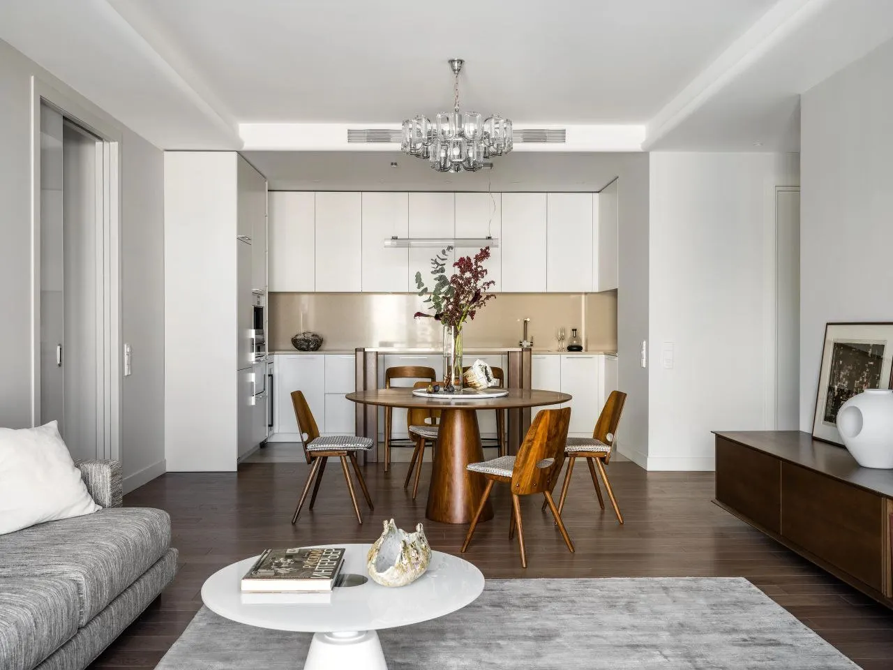 Сдаётся 3-комнатная квартира, 130 м², 5/8 этаж — Мирабадский район