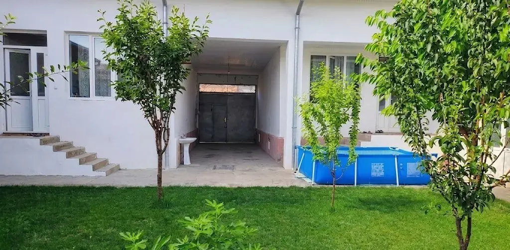 Sotiladi hovli uy, 5 sotix, 1 qavatli — Qibray tumani