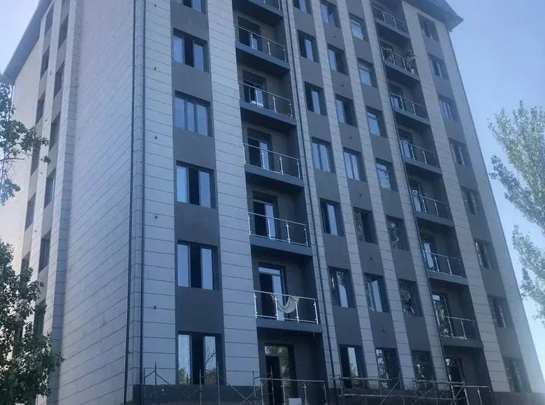 Продаётся 3-комнатная квартира, 82 м², 3/10 этаж — Яккасарайский район
