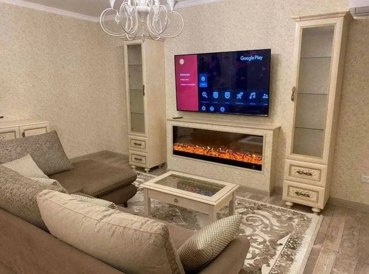 Сотилади 3 хонали квартира, 80 м², 2/4 қават — Мирзо Улуғбек тумани