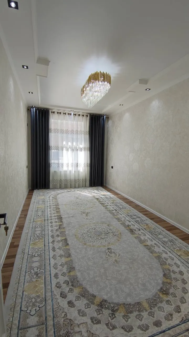 Продаётся 2-комнатная квартира, 70 м², 1/5 этаж — Бухара