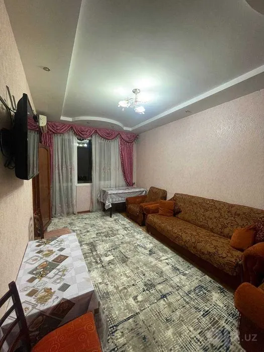 Сдаётся 2-комнатная квартира, 70 м², 4/4 этаж — Мирзо-Улугбекский район