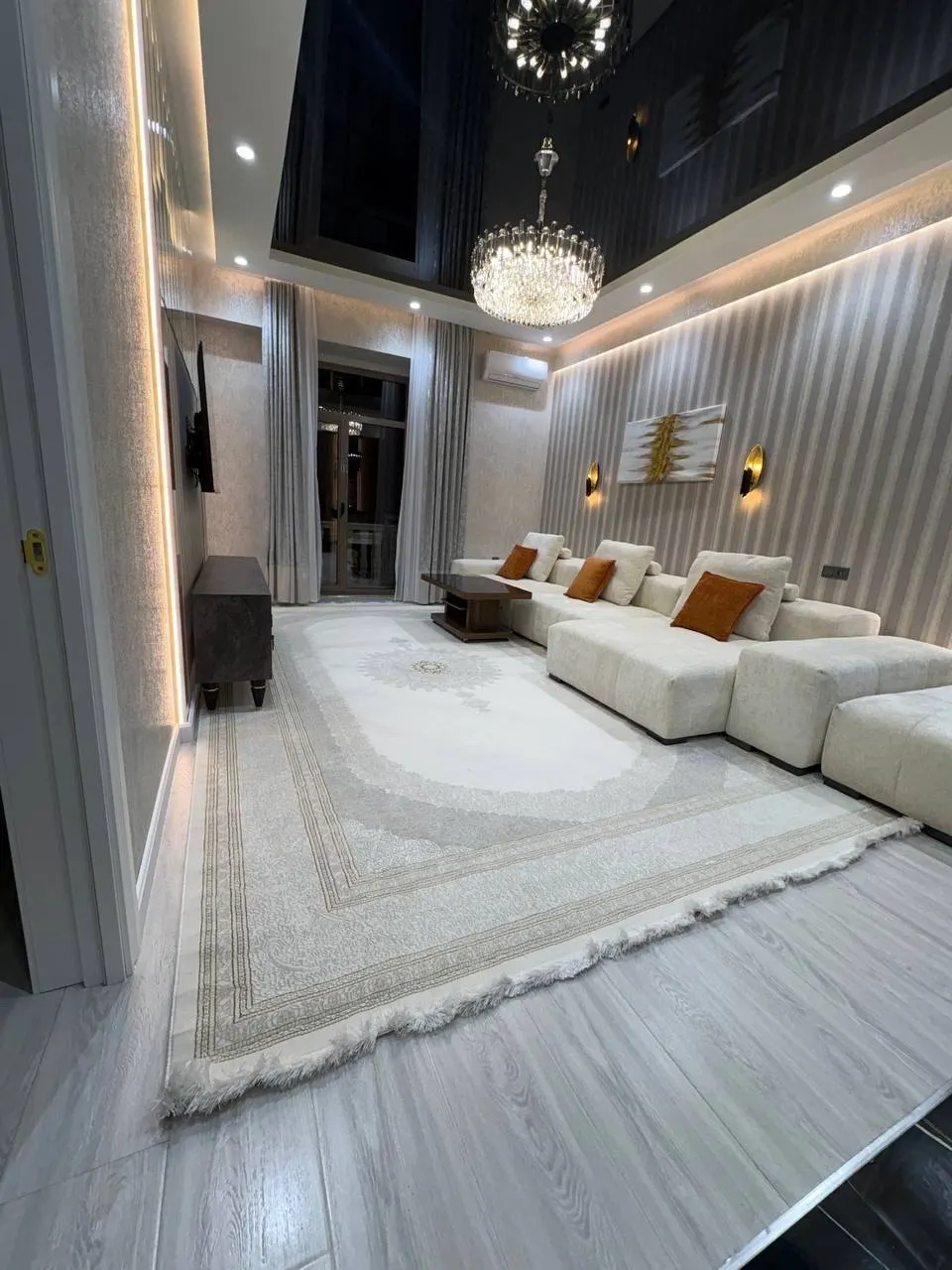 Ijaraga beriladi 3 xonali kvartira, 100 m², 7/8 qavat — Mirzo Ulugʻbek tumani