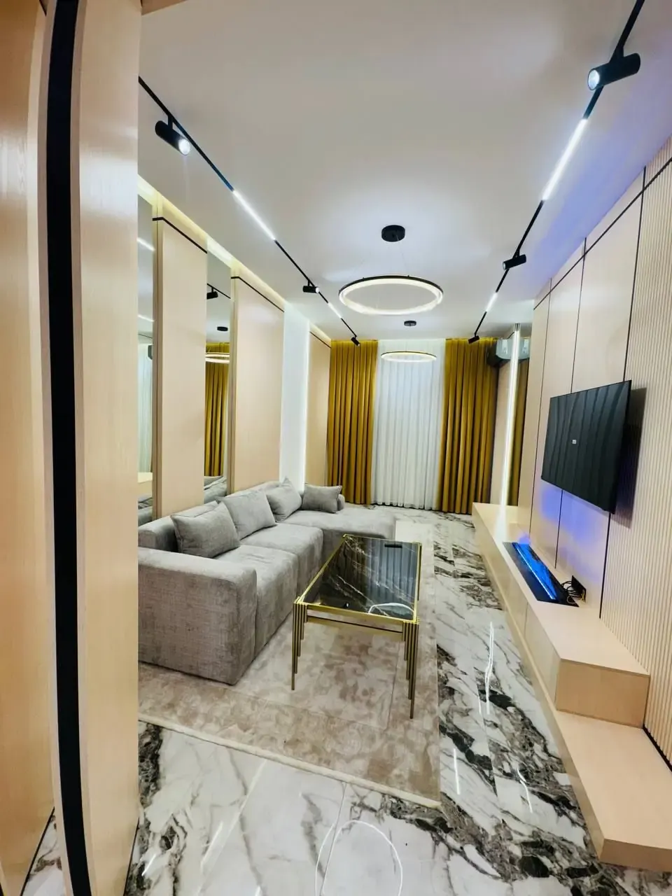 Продаётся 2-комнатная квартира, 72 м², 5/8 этаж — Яккасарайский район