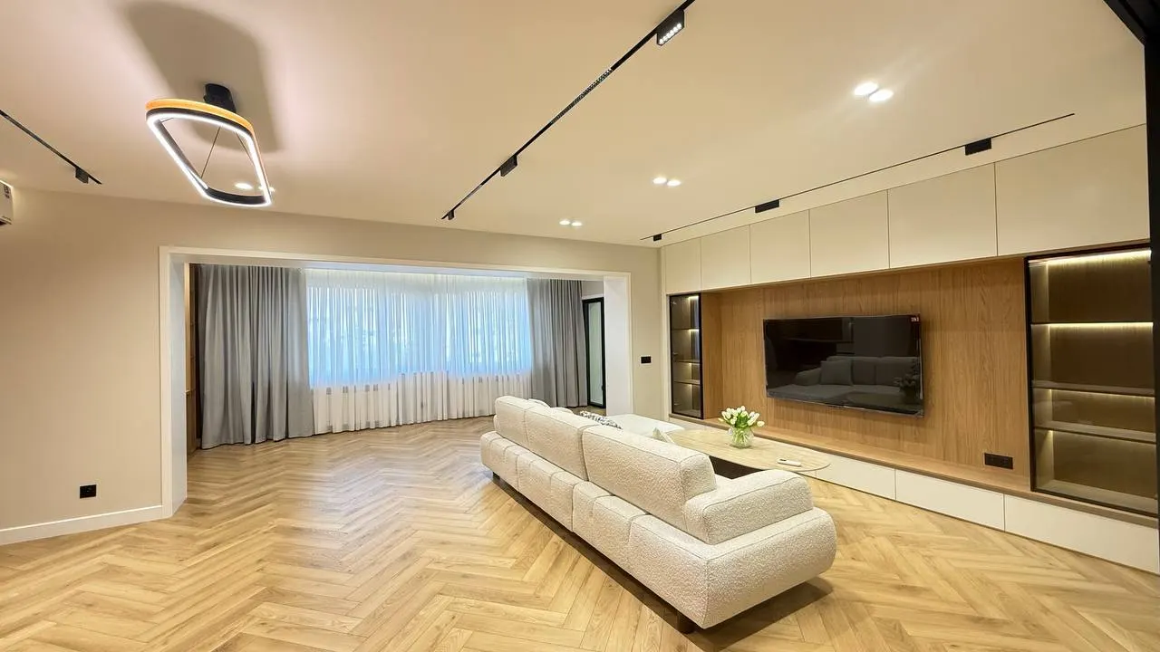 Ижарага берилади 4 хонали квартира, 145 м², 5/5 қават — Мирзо Улуғбек тумани