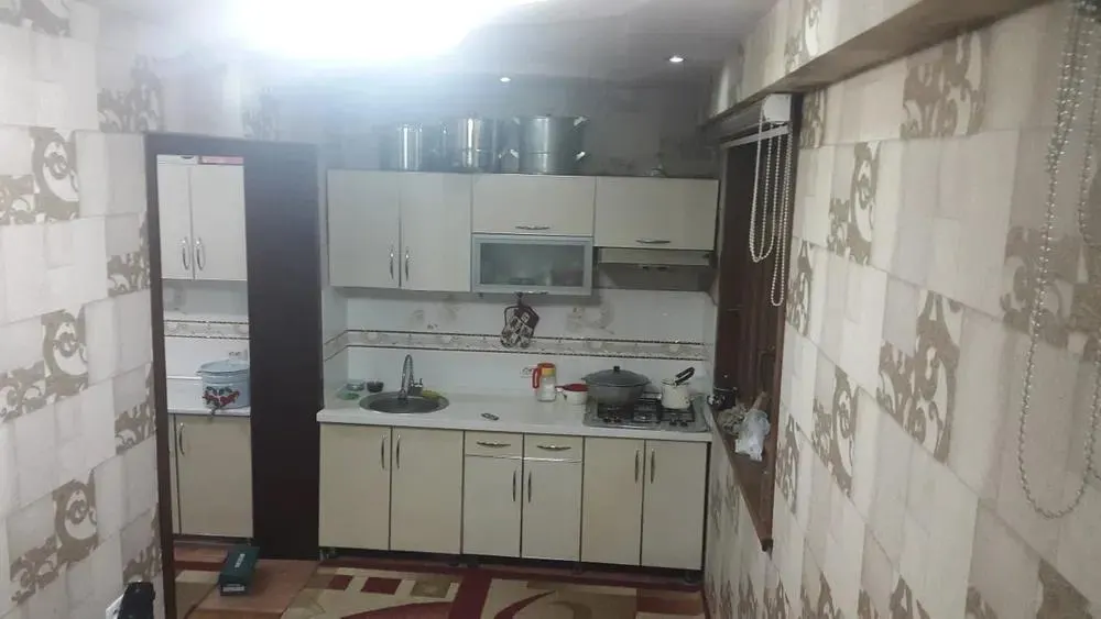 Сдаётся 4-комнатная квартира, 102 м², 4/9 этаж — Мирабадский район