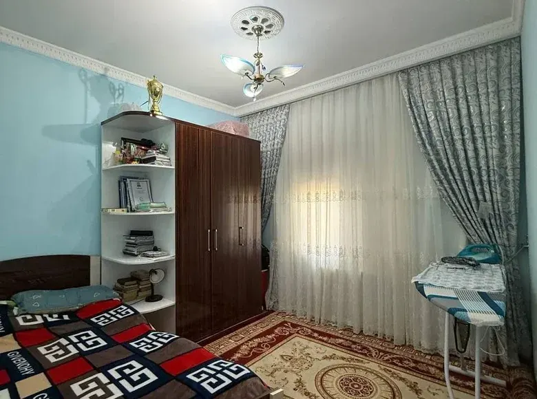 Продаётся 3-комнатная квартира, 78 м², 3/5 этаж — Юнусабадский район