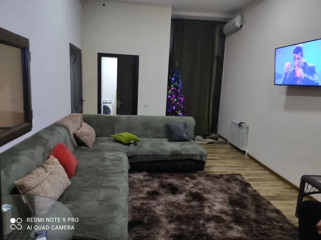 Ijaraga beriladi 4 xonali hovli uy, 160 m², 2 qavatli — Mirobod tumani