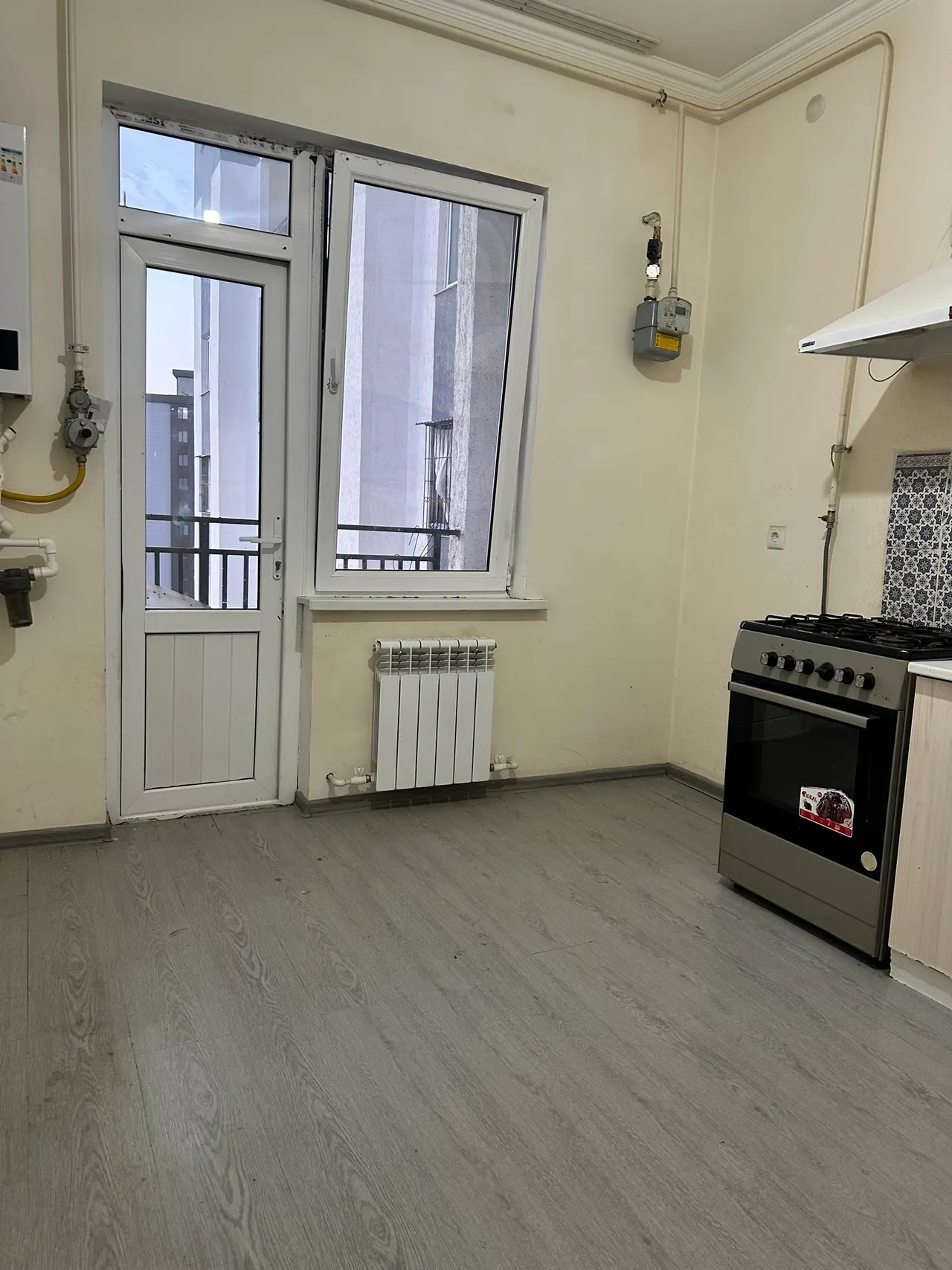 Sotiladi 3 xonali kvartira, 72 m², 13/16 qavat — Samarqand shahri