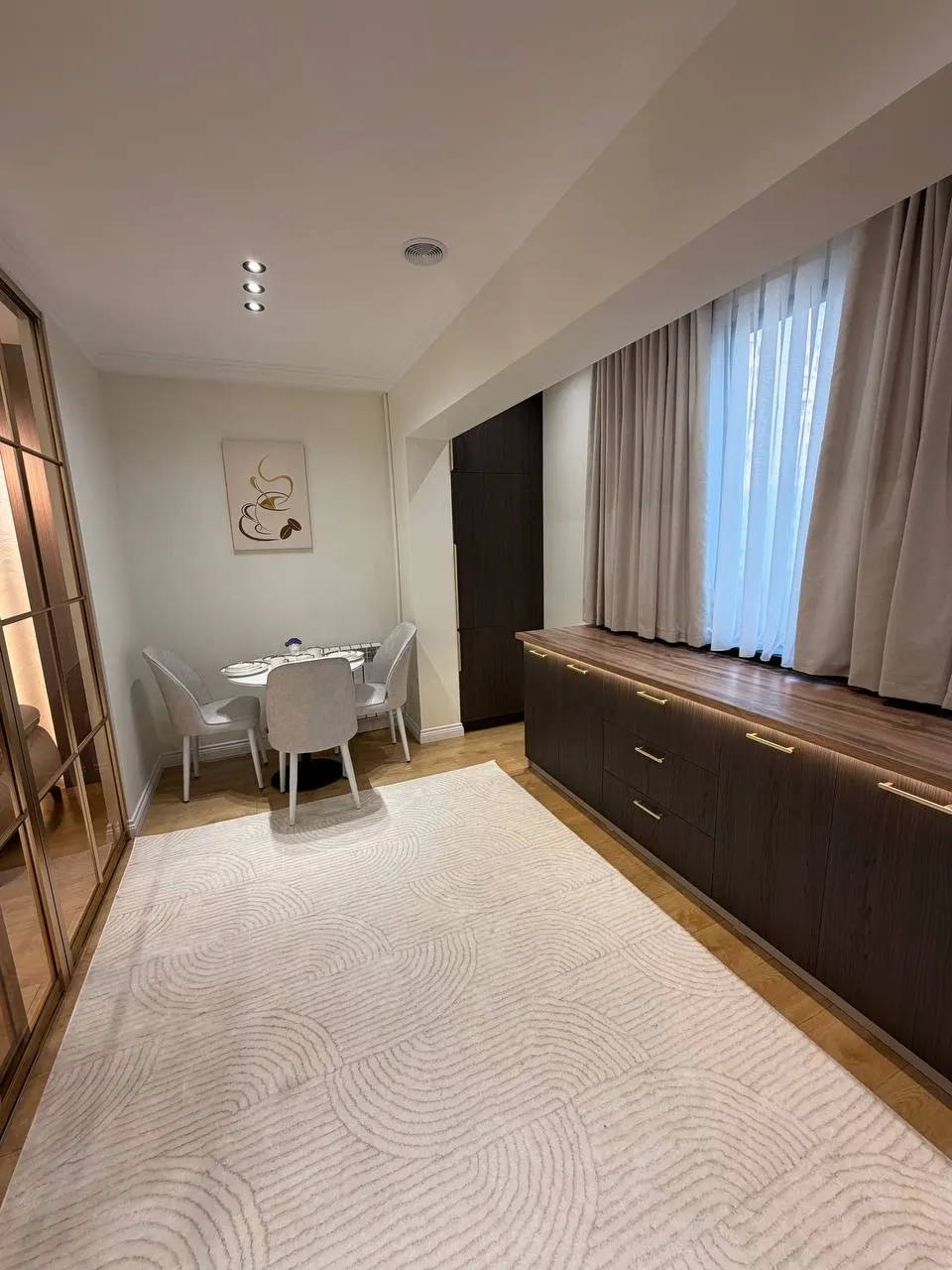 Sotiladi 4 xonali kvartira, 78 m², 7/9 qavat — Mirobod tumani