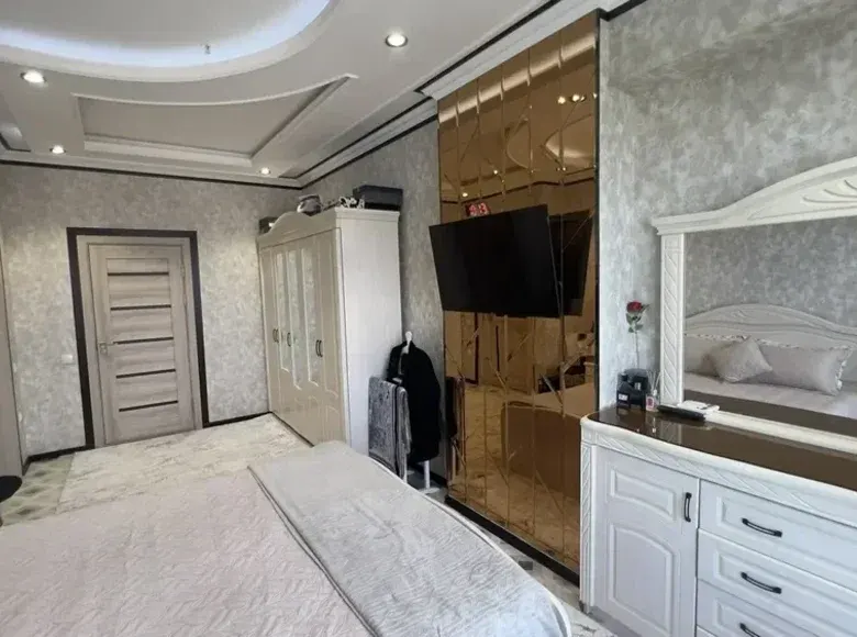 Продаётся 3-комнатная квартира, 100 м², 23/25 этаж — Мирзо-Улугбекский район