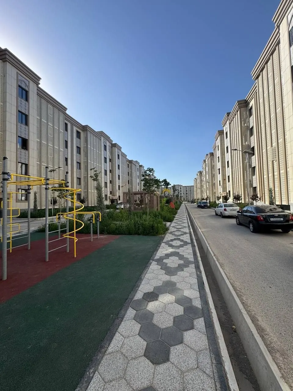 Сотилади 3 хонали квартира, 76 м², 3/5 қават — Мирзо Улуғбек тумани