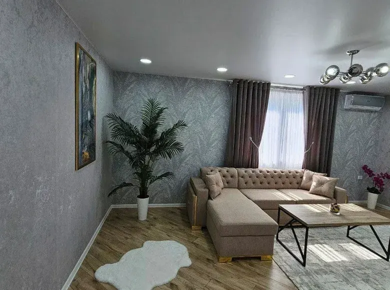Сотилади 4 хонали квартира, 75 м², 4/5 қават — Яккасарой тумани