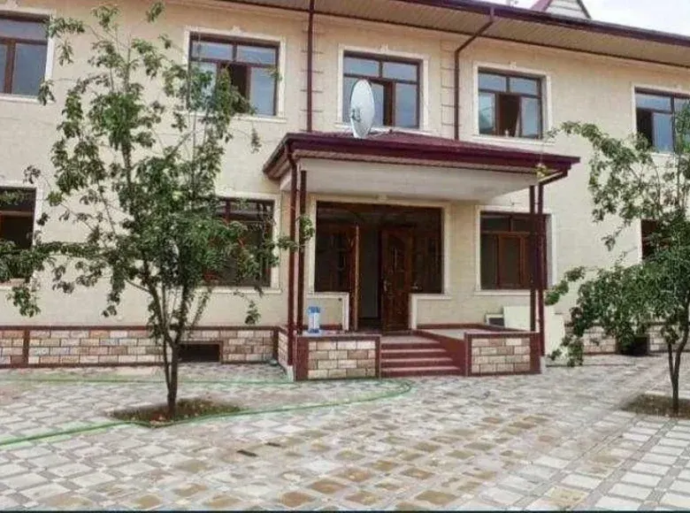 Сотилади 8 хонали ҳовли уй, 6 сотих, 260 м² — Мирзо Улуғбек тумани