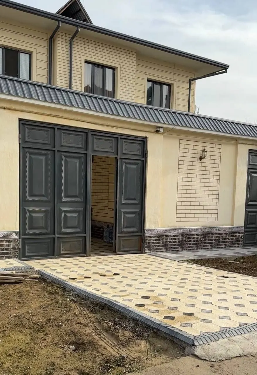 Сотилади 5 хонали ҳовли уй, 1.4 сотих — Сергели тумани