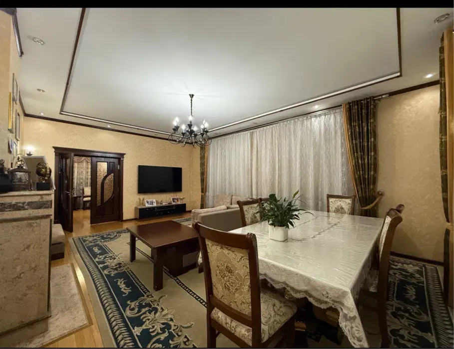 Ижарага берилади 5 хонали ҳовли уй, 3 сотих, 230 м² — Мирзо Улуғбек тумани