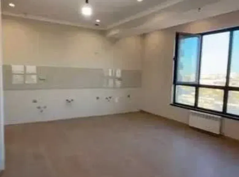 Продаётся 3-комнатная квартира, 72 м², 19/25 этаж — Яккасарайский район