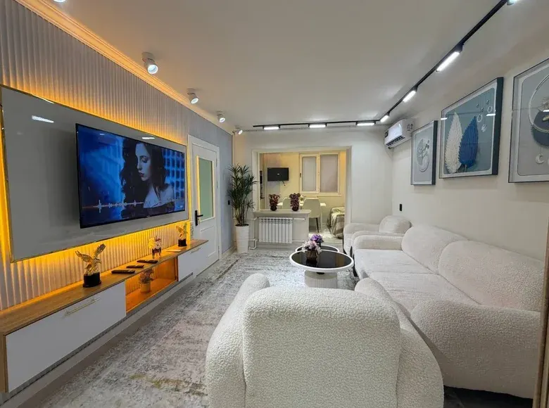 Sotiladi 3 xonali kvartira, 54 m², 1/4 qavat — Shayxontohur tumani
