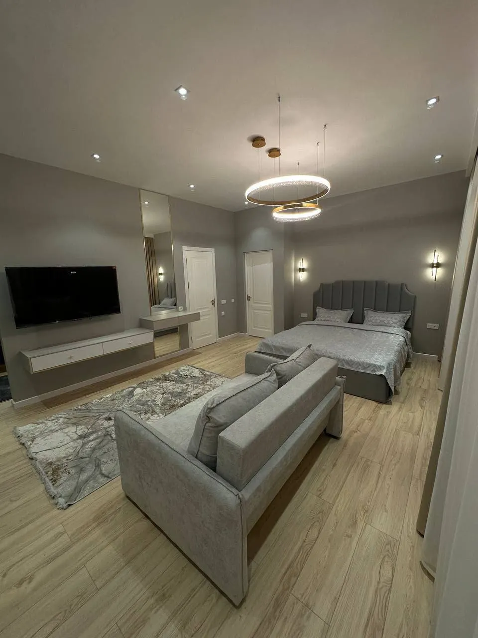 Sotiladi 3 xonali kvartira, 103 m², 4/10 qavat — Yunusobod tumani