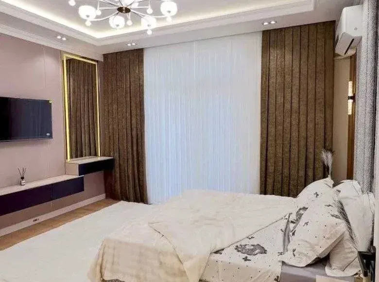 Продаётся 4-комнатная квартира, 120 м², 6/13 этаж — Яккасарайский район