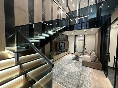 Сдаётся 4-комнатная квартира, 140 м², 15/16 этаж — Мирабадский район