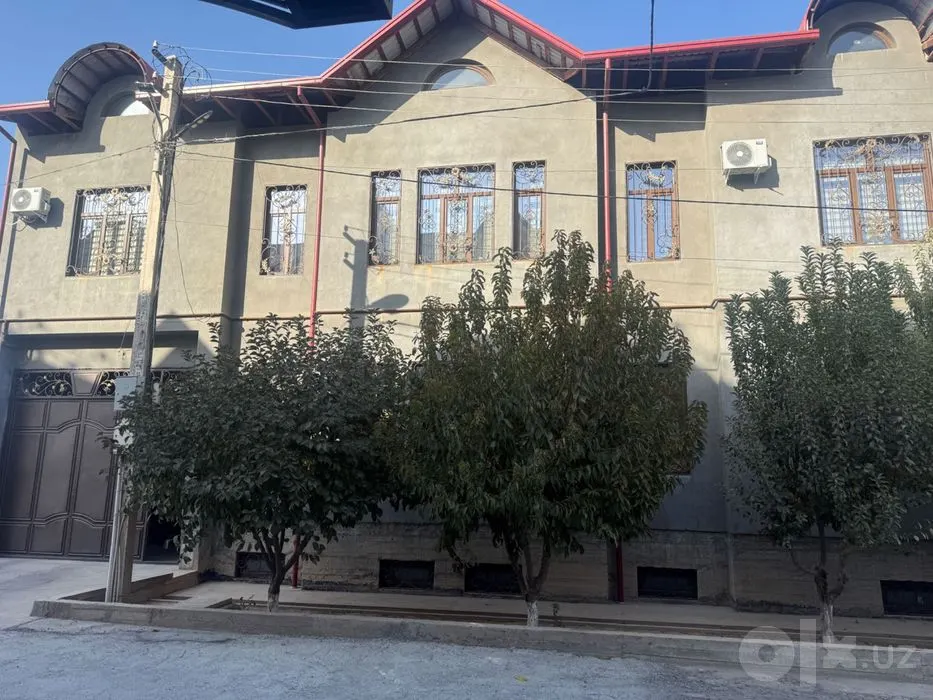 Продаётся 10-комнатный дом, 6 сот., 600 м², 3 этажа — Юнусабадский район