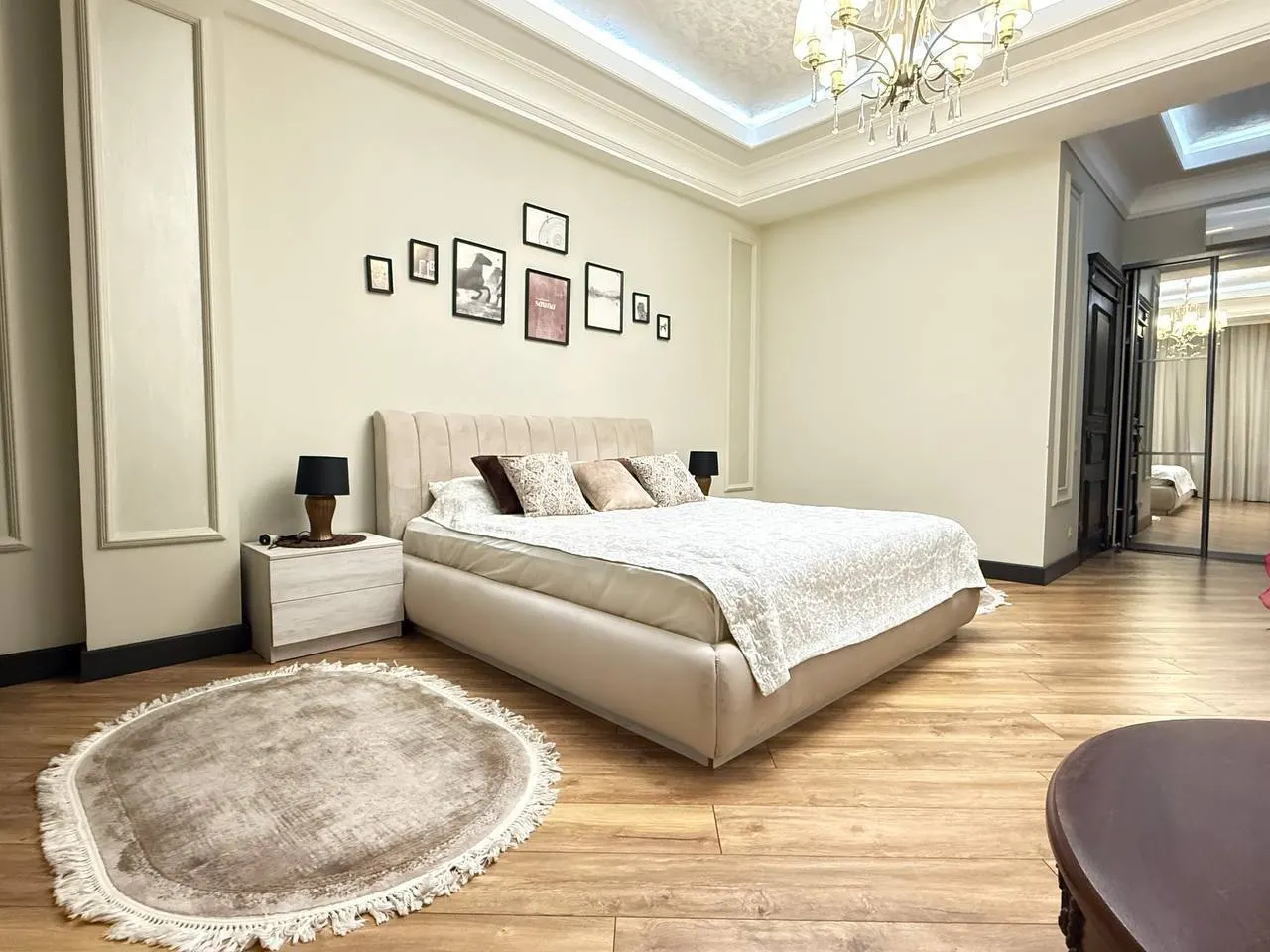 Sotiladi 3 xonali kvartira, 135 m², 5/6 qavat — Yakkasaroy tumani