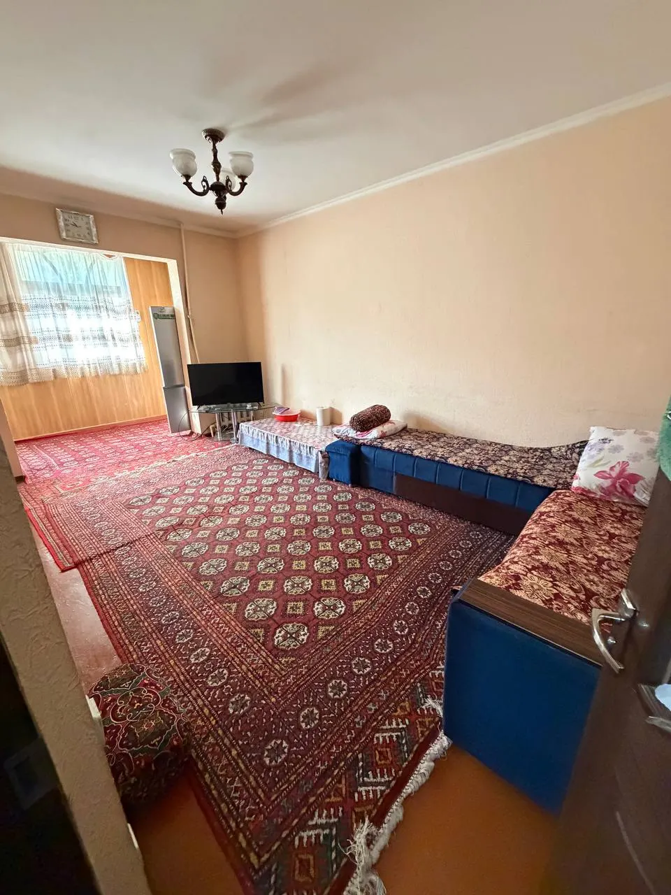 Продаётся 3-комнатная квартира, 67 м², 1/4 этаж — Чиланзарский район