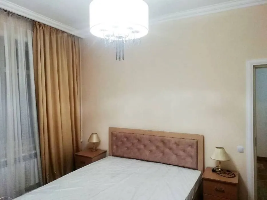 Ижарага берилади 3 хонали квартира, 100 м², 4/5 қават — Мирзо Улуғбек тумани