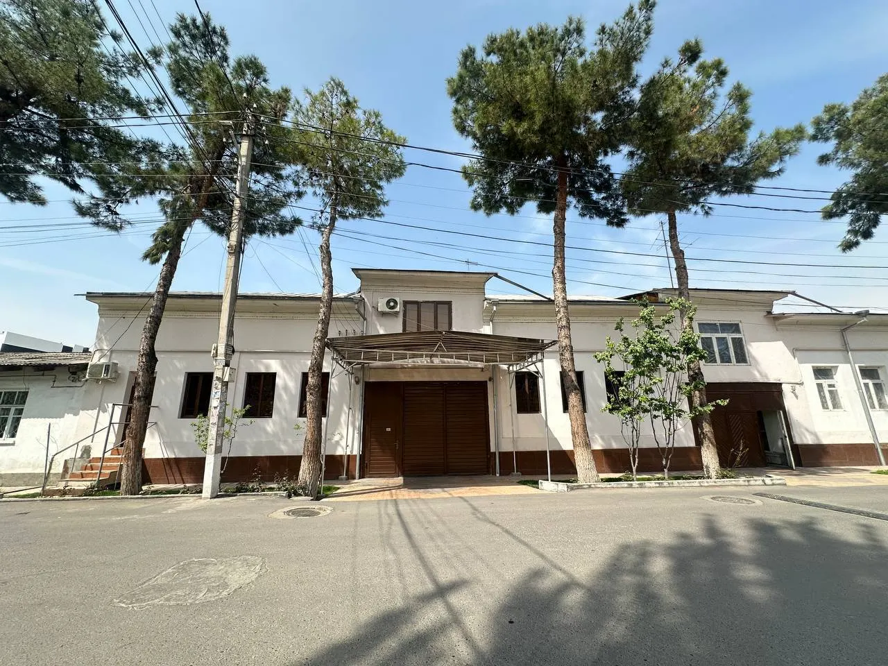 Продаётся 6-комнатный дом, 6,7 сот., 240 м², 1 этаж — Яккасарайский район