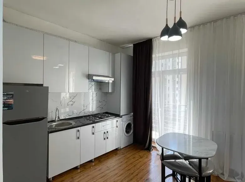 Sotiladi 1 xonali kvartira, 31 m², 3/6 qavat — Yangihayot tumani