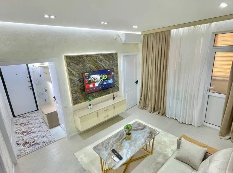 Sotiladi 2 xonali kvartira, 45 m², 1/4 qavat — Chilonzor tumani