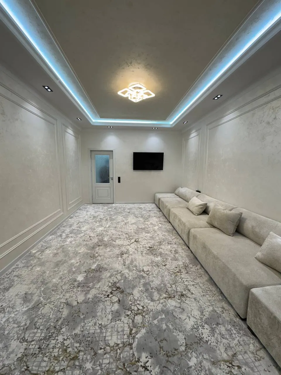 Сдаётся 2-комнатная квартира, 80 м², 7/14 этаж — Яккасарайский район