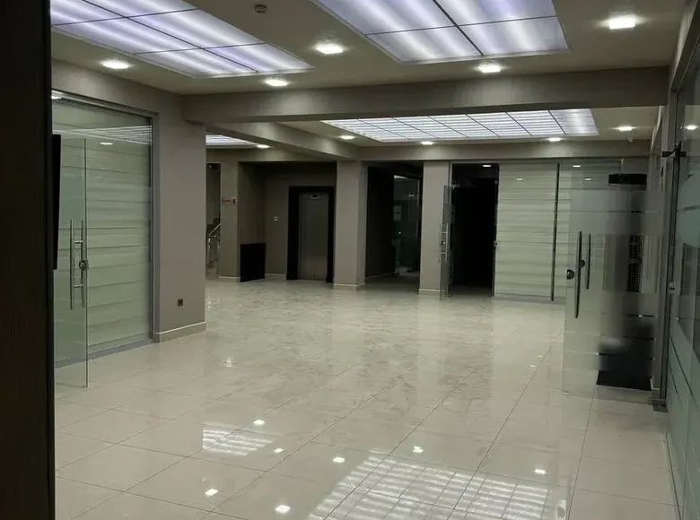 Сотилади тижорат биноси, 550 м², 3/4 қават — Миробод тумани
