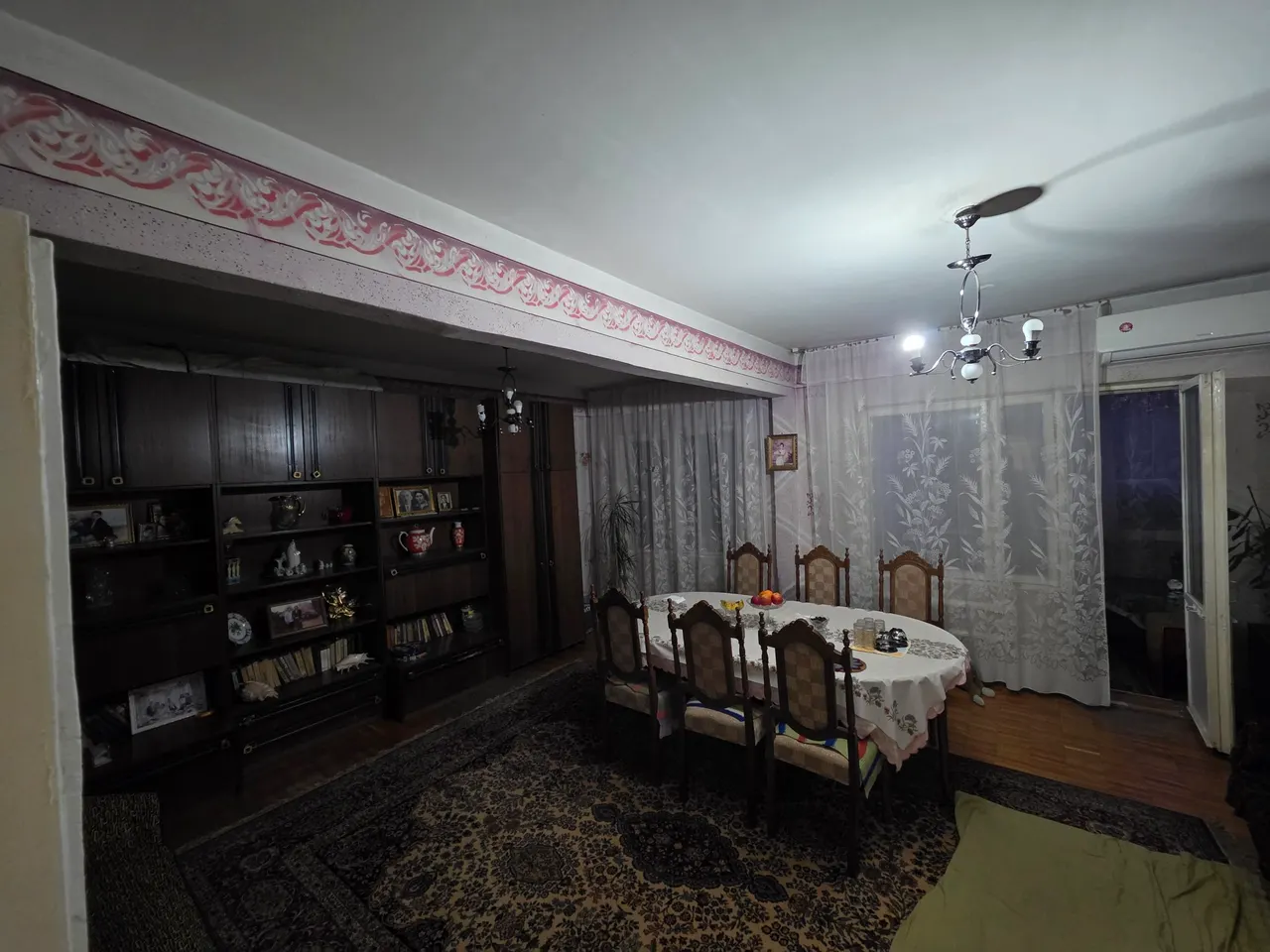 Сотилади 5 хонали квартира, 110 м², 3/5 қават — Сергели тумани